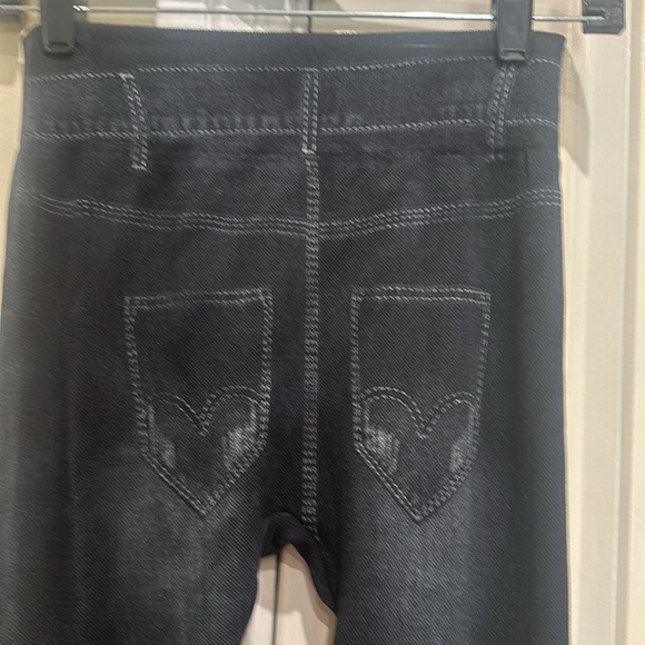 Legging pants new with tags .  Very soft and stretchy. - Picture 4 of 7